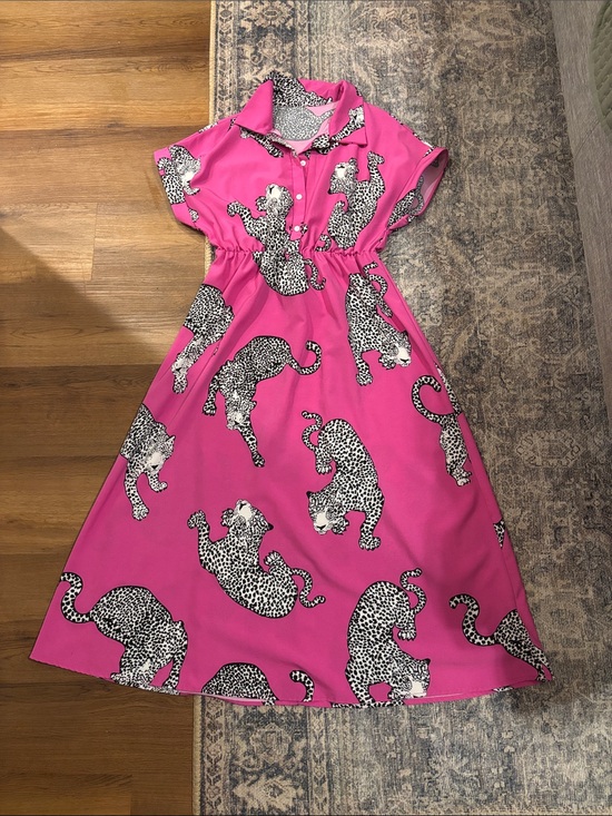 SHEIN Dresses & Skirts - SHEIN Pink Leopard Trim Midi Dress